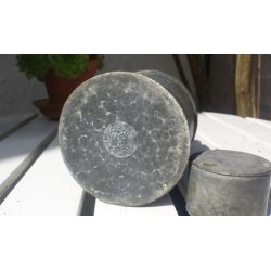 Antik Kinesisk tedse i tin