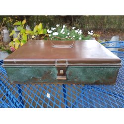 Gammel vrdiboks i messing