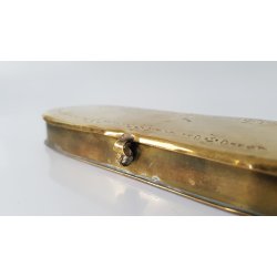 Antik snustobaksdse i messing