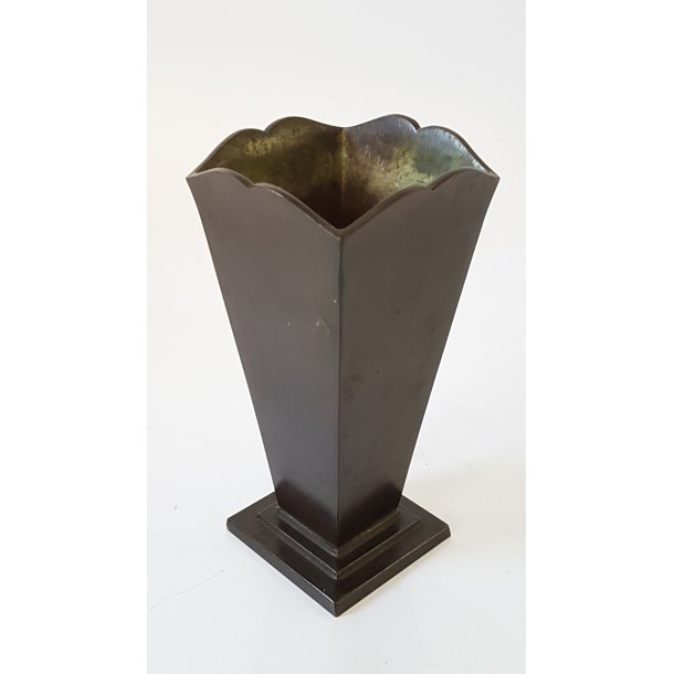 Art Deco vase GAB No. 36