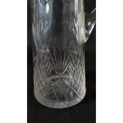 Antik kande i glas med slibninger