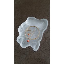 Sknvirke smykkeskl i frosted glas