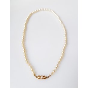 Hugo Grn vintage perlekde prydet med 14 kt guld ls