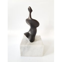 Retro skulptur i patineret bronze p sokkel af marmor B.G '77