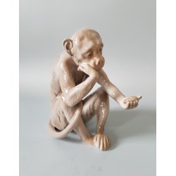 Bing og Grndahl figur No. 1510 " Filosoffen "