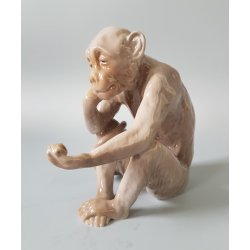 Bing og Grndahl figur No. 1510 " Filosoffen "