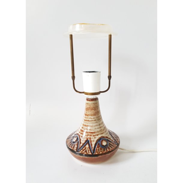 Sholm bordlampe i keramik