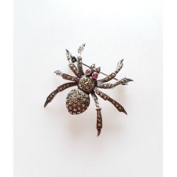 Vintage broche i s�lv med markasitter og rubiner