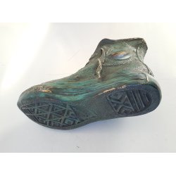 Bronze skulptur "Sneakers"