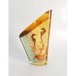 Retro souvenir med sm indstbte havedyr i resin