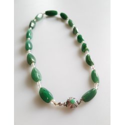 Retro halskde udfrt i grn aventurin