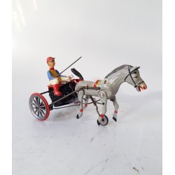 Gammel mekanisk legetj, travhest med sulky