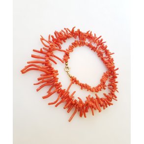 Vintage halskde i koral