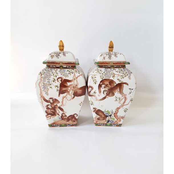 Antikke Kinesiske porceln / keramik krukke med lg