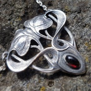 Gammel halssmykke i slv