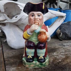 Beswick England TobyJug hndmalet krus