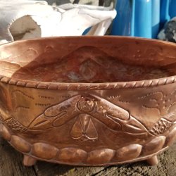 Antik urtepotteskjuler i kobber