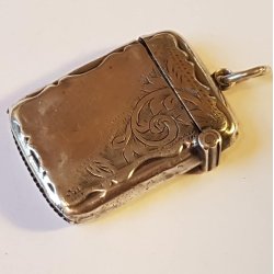 Art Nouveau tndstikholder/match box i slv