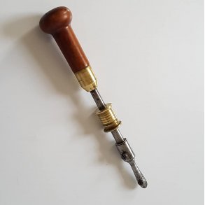 Mrkeligt gammel vrktj