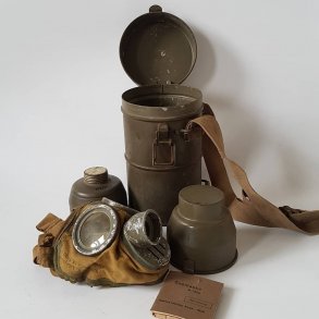 Gammel milit�re gasmaske M. 1938