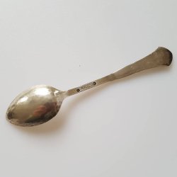 Axel V. Johansen teske i 3 trnet slv