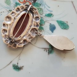 Art  Nouveau broche i slv med rav