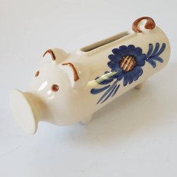 Aksini plsegris i keramik