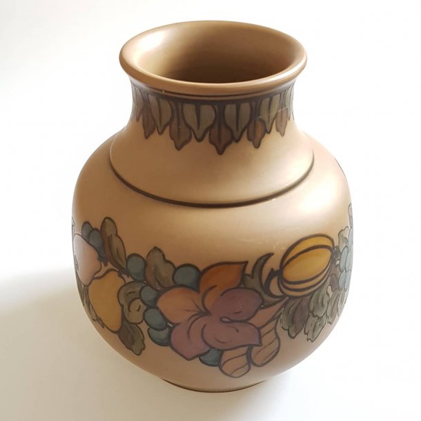 L.Hjorth Bornholm keramik vase No. 85