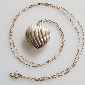 Vintage halssmykke i slv