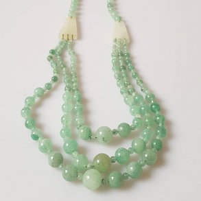 Vintage halssmykke i jade