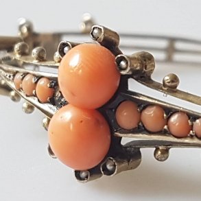 Art Deco armbnd i slv med koral og perler