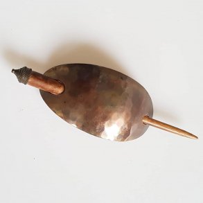 Retro hrspnde i kobber og tr