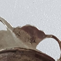 Sknvirke broche i slv/forgyldt slv med turkis