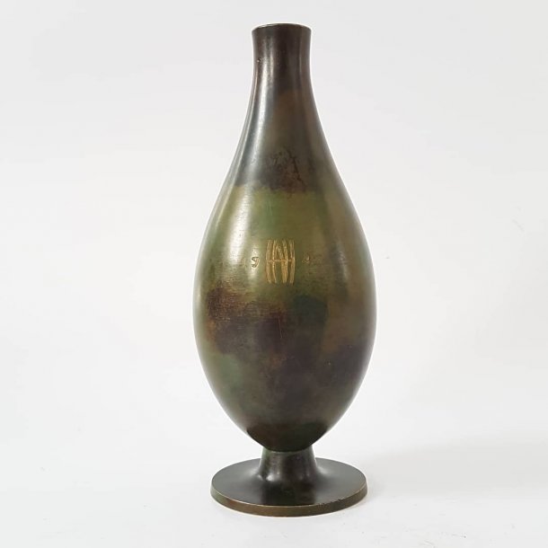GAB No. 264 vase i bronze