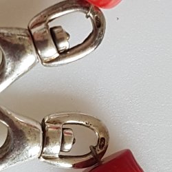 Smykke st i rd koral og slv