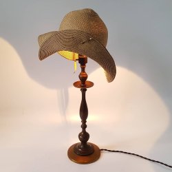 Art Deco bordlampe udfrt i bronze og messing