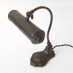 Art Deco bordlampe med den smukkeste patinering