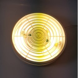 Klassiske Louis Poulsen loftslamper i tidslst design