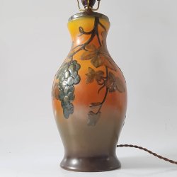 Ipsen Enke bordlampe i terracotta