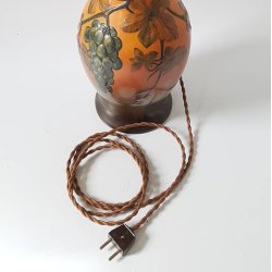 Ipsen Enke bordlampe i terracotta