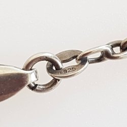 Retro halskde i sterling slv med 6 flotte ferskvandsperler