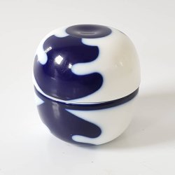 Bing &amp; Grndahl bonbonniere/lgkrukke af Lise Engquist