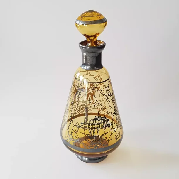 Vintage karaffel i ravfarvet glas