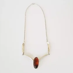 Retro halssmykke / collier i slv og rav