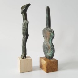 Kykladiske figurer i bronze