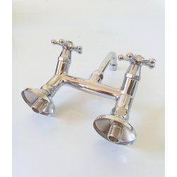 Toni Christiansborg i krom 