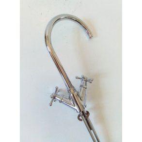 Toni Christiansborg i krom 