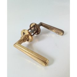 Retro drgreb i messing 