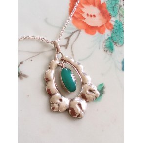 Art Nouveau halssmykke i slv med jade 
