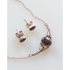 Retro smykkest i slv prydet med onyx 